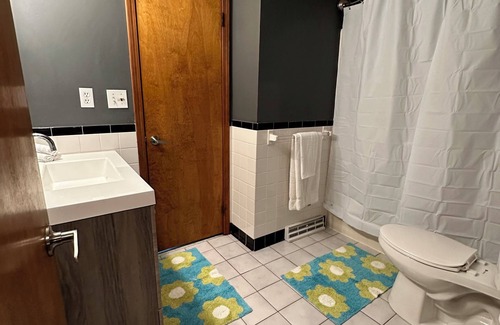 Clifton Park House | Spacious Clifton Park Townhome in Prime Location