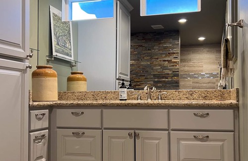 Bellville Apartment | Spacious Clubhouse Suite Pool
