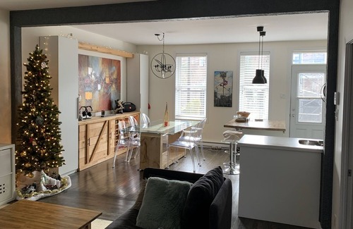 Verdun Condo | Spacious condo close to water & downtown Montréal