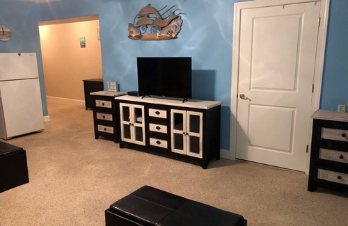 Cape May - Wildwood Condo | Spacious condo steps away from beach and boardwalk!