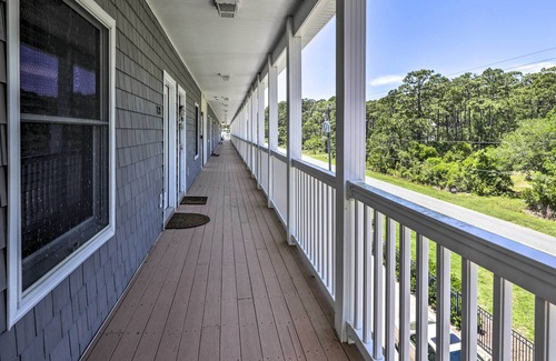 Carrabelle Condo | Spacious Condo w/ 2 Private Balconies & Gulf Views