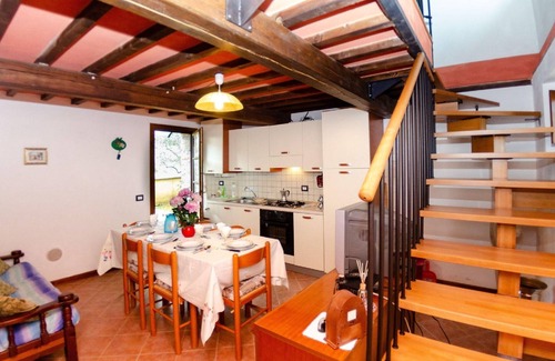 Buti Cottage | Spacious Cottage in Buti