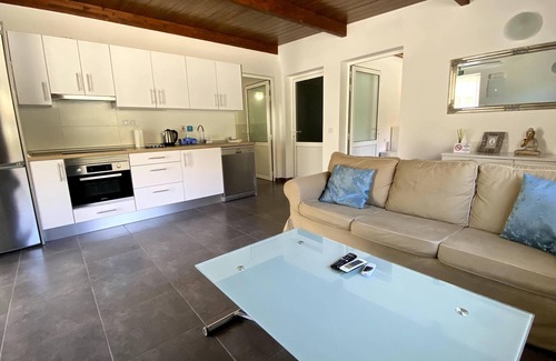 San Bartolome de Tirajana Ski Chalet | Spacious Country House in Arteara near Maspalomas