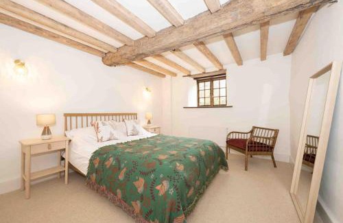 Crediton House | Spacious country retreat in the heart of Devon.