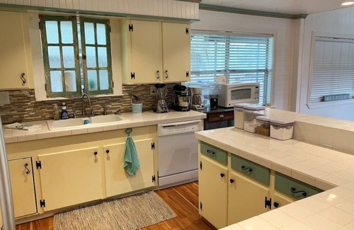 Cedar Lane House | Spacious Creek Home w/Fishing Pier