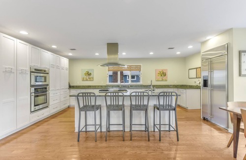 Culloden Shores House | Spacious Culloden house