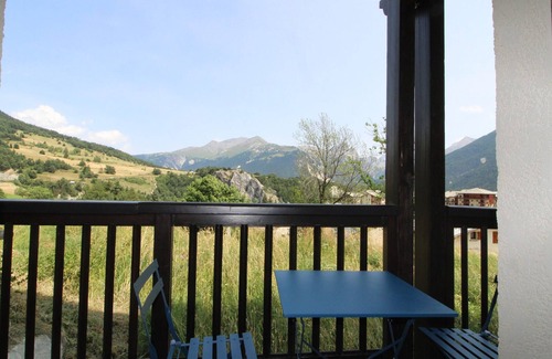 Aussois Apartment | Spacious duplex for 6 with view and wifi in Aussois