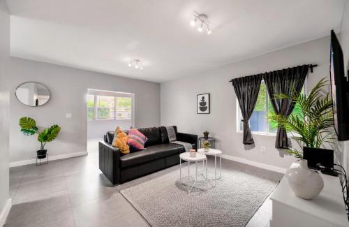 Northeast Miami Apartment | Spacious East Miami Duplex Delightful