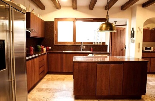 Guayllabamba House | Spacious & Elegant Contemporary Colonial Country House!