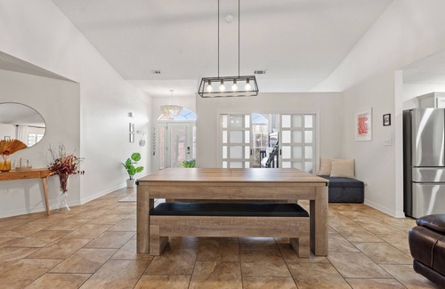 Navarre House | Spacious, Family-Friendly 5 Bedroom Home with Salt Water Pool