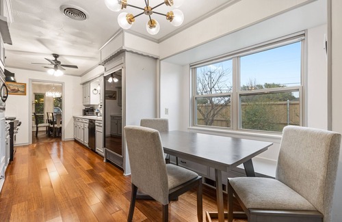 Northeast Dallas House | Spacious Family Home in East Dallas