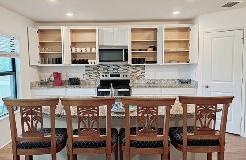 Biggar House | Spacious Family Home in Fort Myers ,Florida.