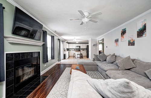 Noblesville House | Spacious for Groups & Families~Private Yard~Walk to Ruoff~Dog Friendly!