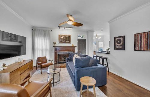 Salemtown House | Spacious Germantown Home for Groups