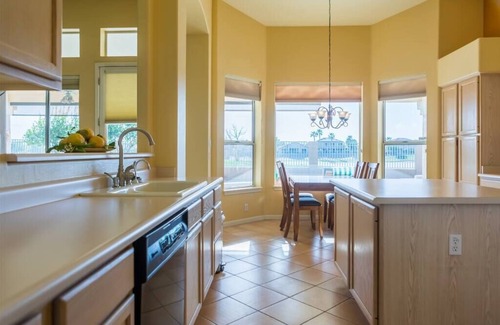 Palm Valley House | Spacious golf course house, pool heater, spa