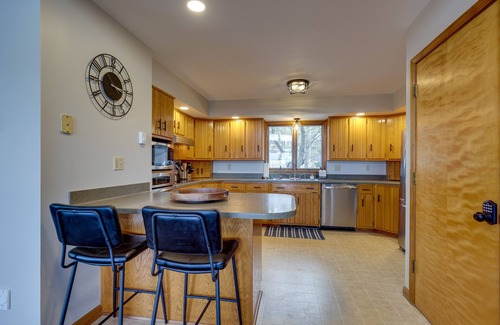 Hammondsport House | Spacious Hammondsport Home on 6 Acres w/Lake View