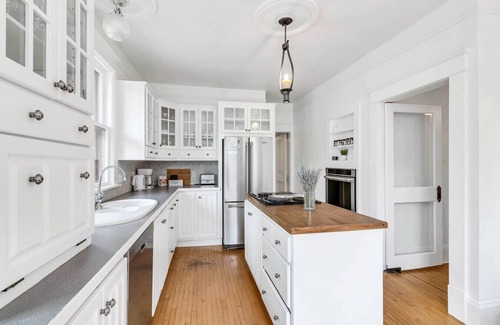 Moncton House | Spacious Historical Home Downtown Moncton