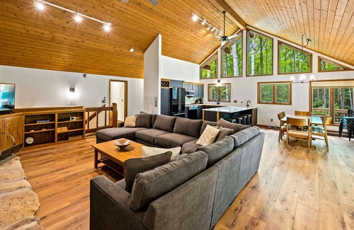 Ephraim Ski Chalet | Spacious Home in Ephraim-Birke Licht Chalet
