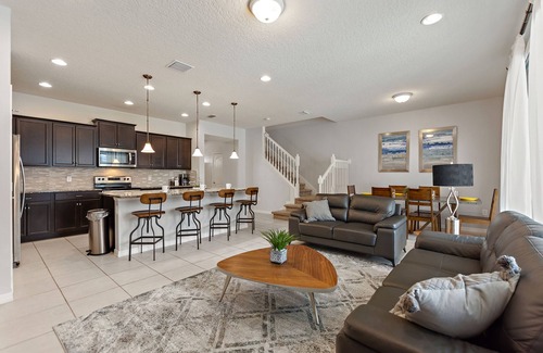 Four Corners House | Spacious Home Near Disney, Private Pool, Grill, Resort Waterpark & Ammenities