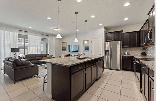 Four Corners House | Spacious Home Near Disney, Private Pool, Grill, Resort Waterpark & Ammenities