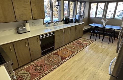 Crested Butte House | Spacious Home on Mt Crested Butte w/Amazing Views- 5 mins to base STR#301300