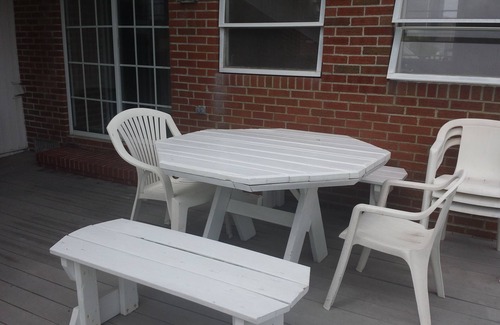 Southend House | Spacious Home Short Walk to Beach & Close to A.C.