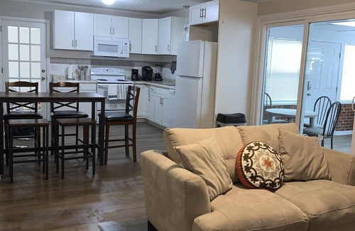 Belvedere House | Spacious Home w/Garage & access to I-20/I-520