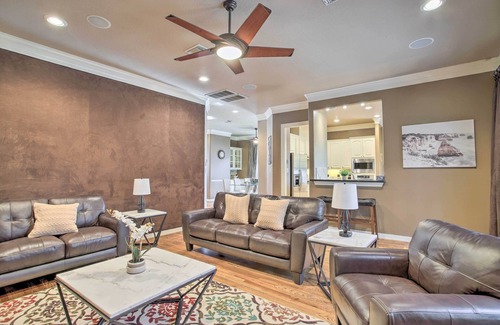 Houston House | Spacious Home w/Patio: 5 Mi to Memorial Park