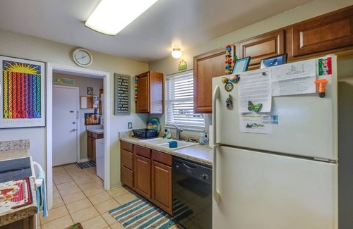 River House | Spacious Home w/Yard - 1/2 Mi to Ormond Beach!