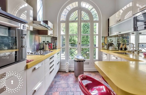 Neuilly-sur-Seine House | Spacious house, perfect for a family. Opposite the Jardin de l'Acclimatation.