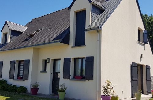 Guerande House | SPACIOUS HOUSE 2 MINUTES DRIVE FROM GUERANDE RAMPARTS AND 15 MINUTES FROM THE BEACH