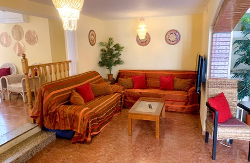 Aguadulce House | SPACIOUS HOUSE + TERRACE steps away - BEACH VillaAfrica, WIFI, AIR CONDITIONING. FANS
