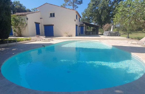 Bagnols-en-Foret House | Spacious house with pool in Bagnols en Forêt