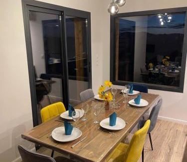Puy-Sanieres House | Spacious house with stunning views Puy-Sanières