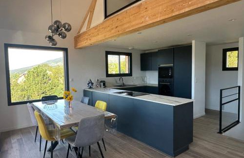 Puy-Sanieres House | Spacious house with stunning views Puy-Sanières