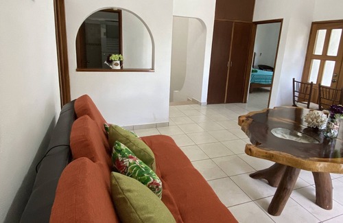 Costalegre House | spacious house with pool and garden for 12people, 5bedrooms, 1room with sofa bed