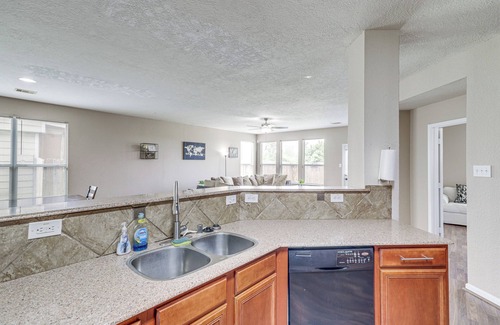 Houston House | Spacious Houston Home w/Pool Access, Fenced Yard!
