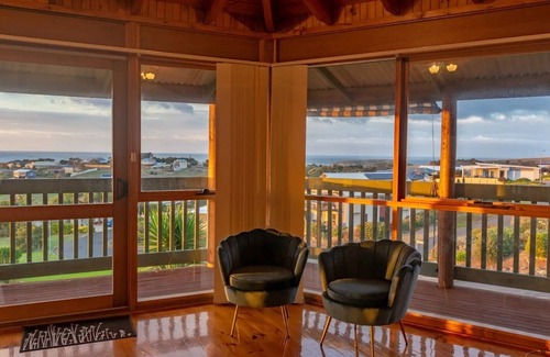 Encounter Bay House | Spacious, inviting home with stunning ocean views!