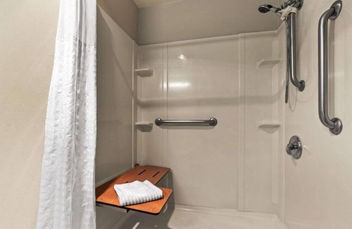 Beaverton House | Spacious, inviting suites with quick access to Portland