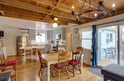 Lakeside Cottage | Spacious Lakeside Cottage - 2 Miles to Marblehead!