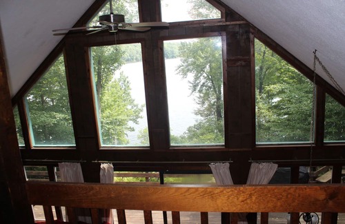 Gouldsboro House | Spacious Lake front, Waterfront Chalet, 6 bedrooms 4 full bathrooms