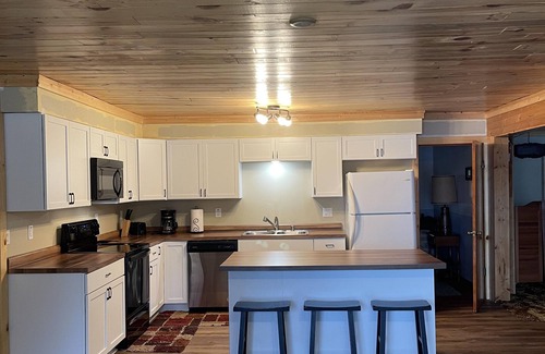Butternut House | Spacious lake-home overlooking remote Lake Bastine-fishing or family getaway!
