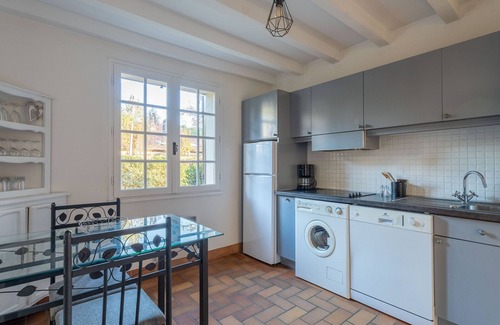 Biscarrosse Plage Villa | Spacious Landes house with private pool, near the beach, for 8 in Biscarrosse