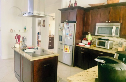 Naples House | Spacious Living in Paradise 5 bedroom3 baths Vacation Home in 2,652ft² Naples