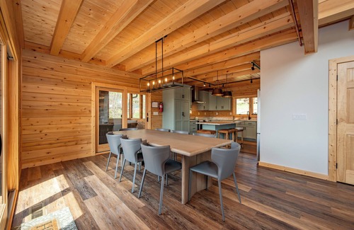 Swanton House | Spacious Lodge w/Hot Tub, Fire Pit & Games