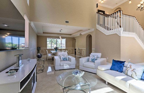 Ludlam House | Spacious Miami Retreat w/Grill, Pool & Dock!
