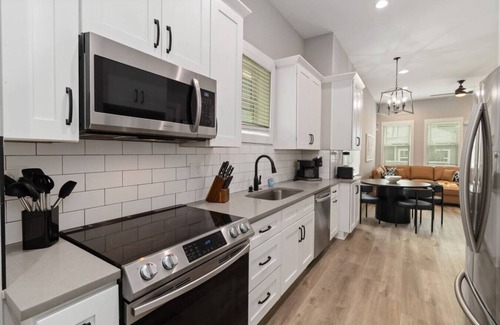 Midtown Apartment | Spacious Midtown Home Steps from Piedmont Park