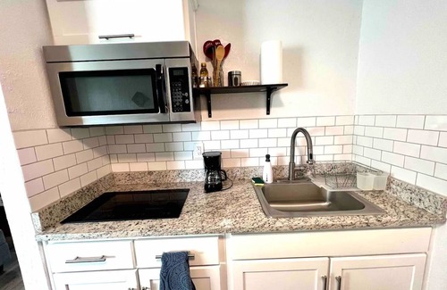 El Paso Apartment | Spacious & Modern Loft - Remodeled, Near Ft. Bliss Unit 2n