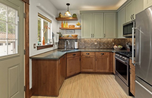 Lakeside House | Spacious Muskegon Retreat Near Lake Michigan, Pet Friendly,Fire Pit & EV Charger