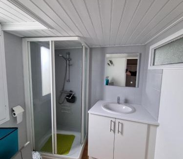 Bourgenay House | Spacious nest with terrace near the beach